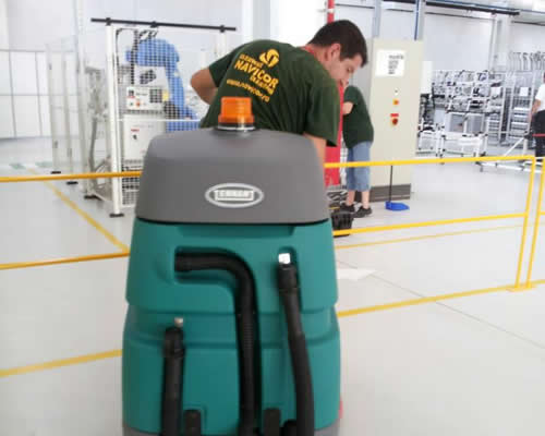 Curatenie industriala