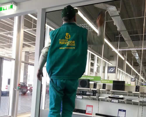 Curatenie de intretinere